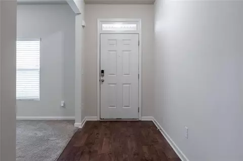Entry Way - 1987 Roxey Ln, Winder, GA 30680 photo 2 of 3