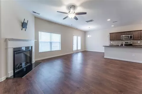 Living - 1987 Roxey Ln, Winder, GA 30680 photo 1 of 2