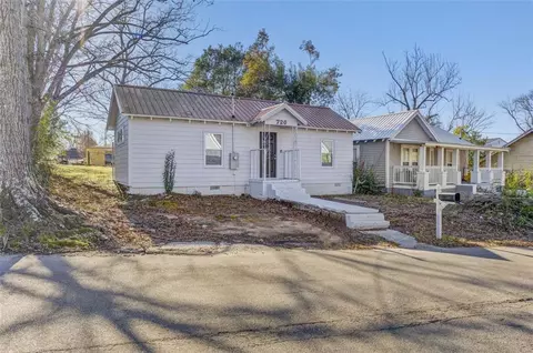 720 Williams St, Griffin, GA 30223