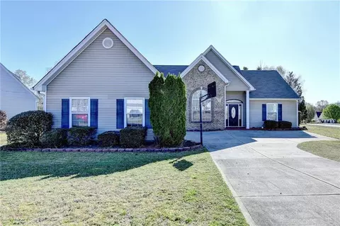 2477 Weycroft Cir, Dacula, GA 30019