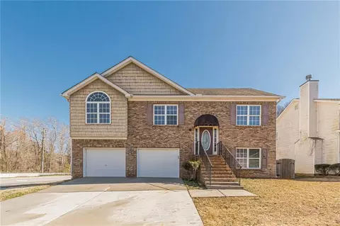 8706 Rivergate Dr, Jonesboro, GA 30238
