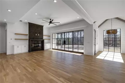Living - 115 Maddox Rd, Buford, GA 30518 photo 2 of 8