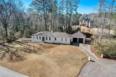 4265 Hidden Valley Dr, Atlanta, GA 30349