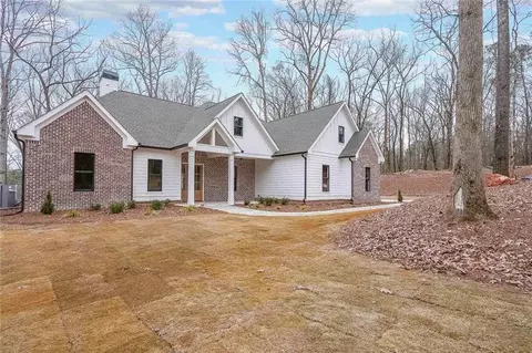 Exterior - 1306 Dean Hill Rd, Monroe, GA 30655 photo 2 of 5