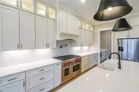 Kitchen - 1306 Dean Hill Rd, Monroe, GA 30655 photo 4 of 9
