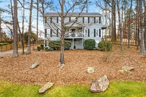 3011 Hillcrest Ct NE, Roswell, GA 30075