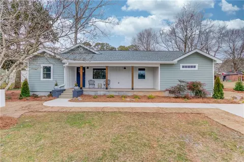 4899 Roosevelt Cir, Sugar Hill, GA 30518
