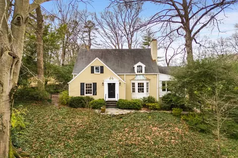 2246 Northside Dr NW, Atlanta, GA 30305