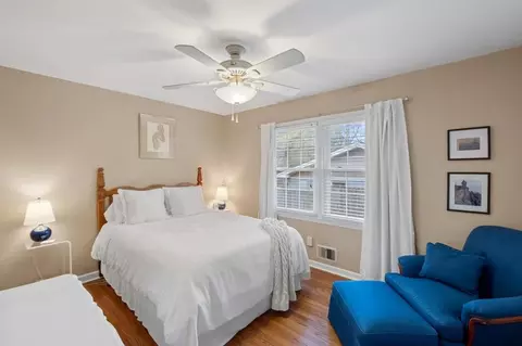 Bedroom - 4172 N Shallowford Rd, Chamblee, GA 30341 photo 3 of 3