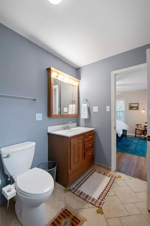 Bath - 4172 N Shallowford Rd, Chamblee, GA 30341 photo 1 of 4