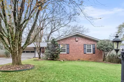 4172 N Shallowford Rd, Chamblee, GA 30341