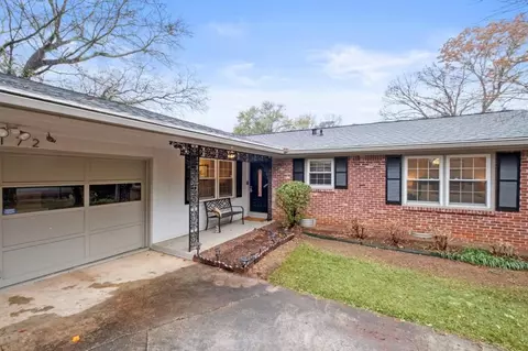 Exterior - 4172 N Shallowford Rd, Chamblee, GA 30341 photo 6 of 13