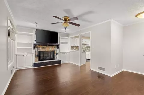 Living - 4162 D Youville Trce, Chamblee, GA 30341 photo 3 of 4