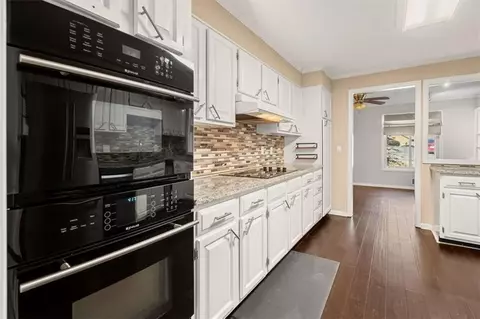Kitchen - 4162 D Youville Trce, Chamblee, GA 30341 photo 1 of 4