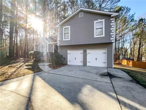 300 Rebecca Lake Way, Fairburn, GA 30213
