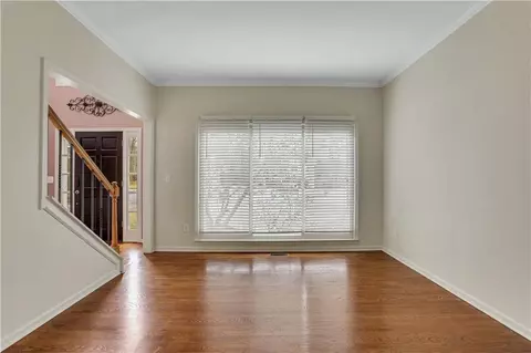 405 Wentworth Downs Ct, Duluth, GA 30097 photo 8
