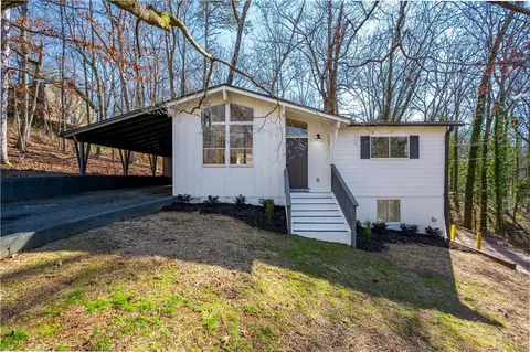 105 Walnut St, Roswell, GA 30075