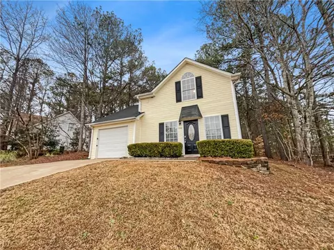 7096 Stonecreek Dr, Douglasville, GA 30134