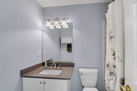 Bath - 1741 River Bluff Vw, Duluth, GA 30097 photo 6 of 10