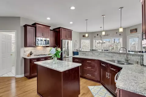 Kitchen - 1741 River Bluff Vw, Duluth, GA 30097 photo 1 of 5
