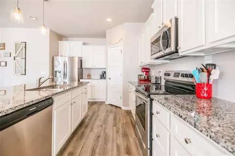 Kitchen - 25 Bingley Ct, Covington, GA 30016 photo 1 of 7