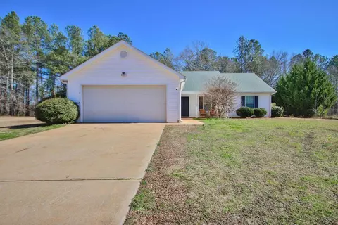 40 Arthurs Ln, Covington, GA 30016