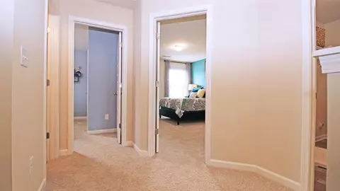 Entry Way - 405 Oakmere Ct, Hampton, GA 30228 photo 4 of 4