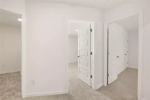 Entry Way - 405 Oakmere Ct, Hampton, GA 30228 photo 3 of 4