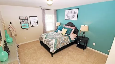 Bedroom - 405 Oakmere Ct, Hampton, GA 30228 photo 5 of 6