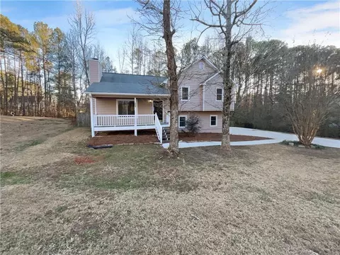 424 Nottingham Dr, Douglasville, GA 30134