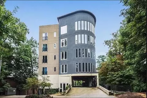 140 Alden Ave NW #205, Atlanta, GA 30309