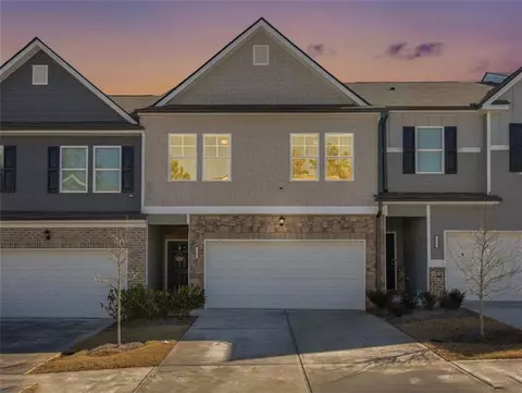 2219 Justify Ln, Lithonia, GA 30058