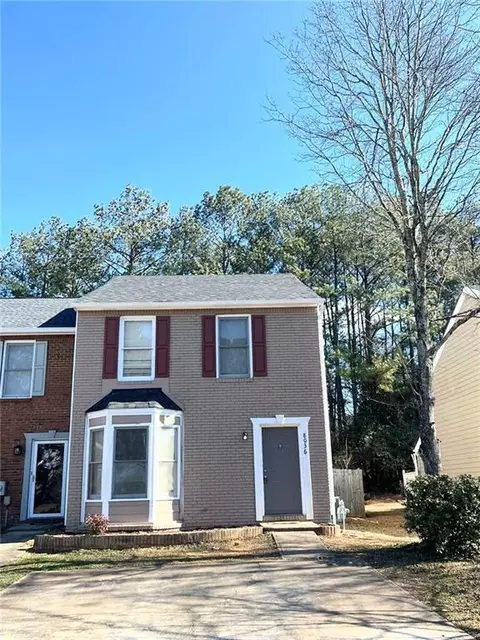 8036 Woodlake Dr, Riverdale, GA 30274