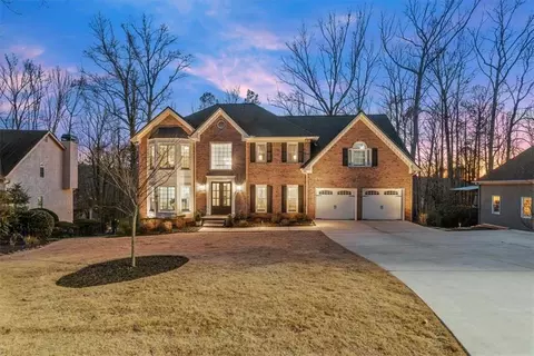 3076 Hillside Ct NE, Marietta, GA 30066