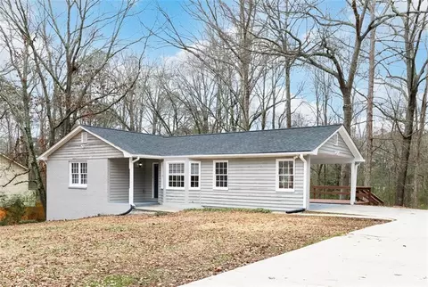 140 Derby Country Dr, Ellenwood, GA 30294