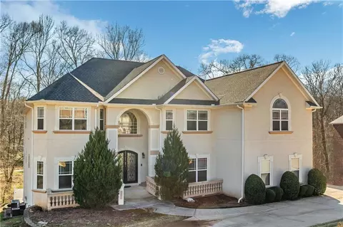 429 Young James Cir, Stockbridge, GA 30281