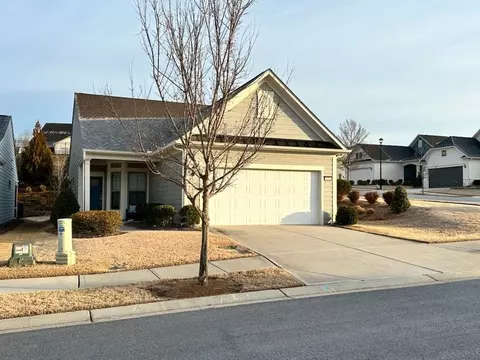 5651 Maple Bluff Way, Hoschton, GA 30548