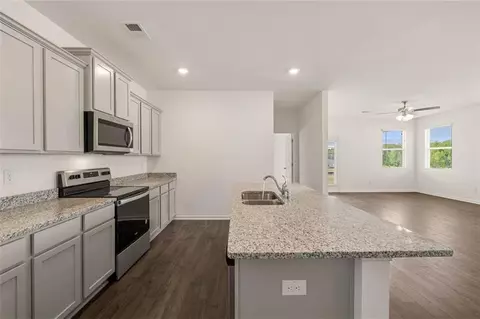 Kitchen - 11964 Conrad Cir, Hampton, GA 30228 photo 4 of 4
