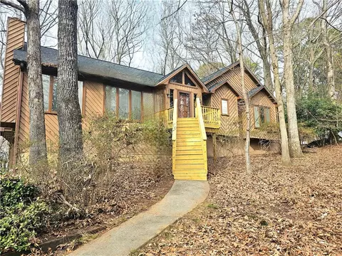 4947 Scotts Creek Trl, Peachtree Corners, GA 30096
