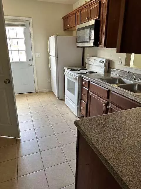 829 Store House Ct #E, Monroe, GA 30655 photo 8