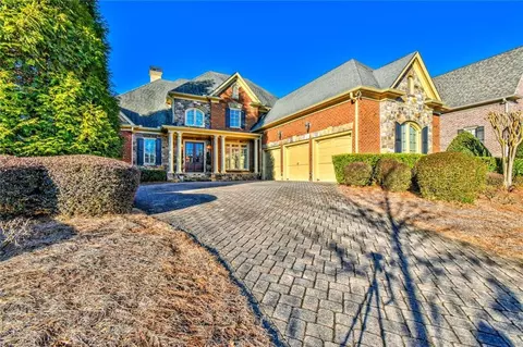 2308 Grady Ridge Dr, Duluth, GA 30097