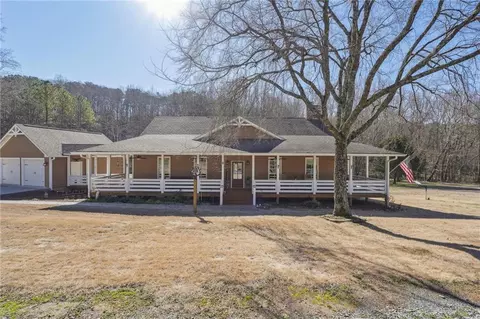8 Arbutus Trl NW, Cartersville, GA 30120