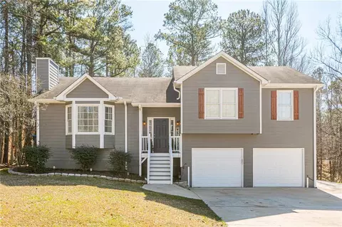 151 Johnstons Way, Dallas, GA 30132