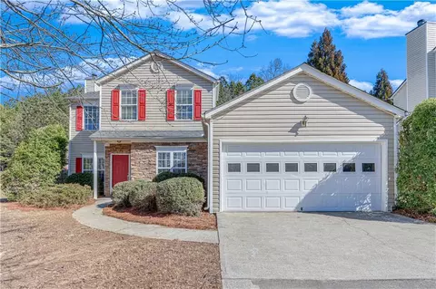 5725 Stephens Mill Dr, Sugar Hill, GA 30518