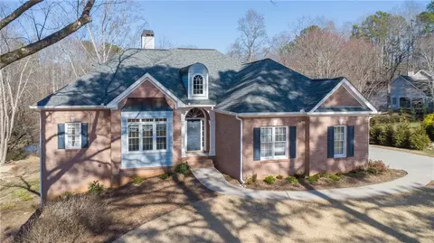 2075 Southers Cir, Suwanee, GA 30024 photo 2