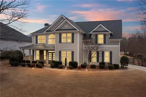 5215 Glenhaven Dr, Cumming, GA 30041