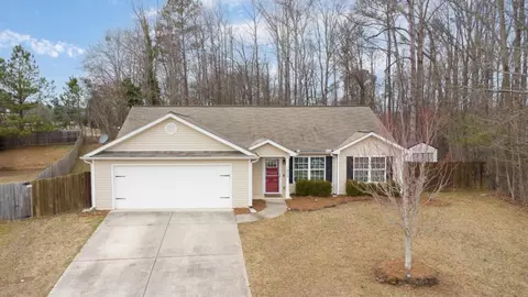 868 Fairfield Dr, Jefferson, GA 30549