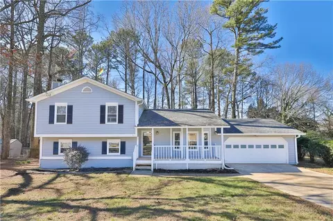 679 Cedar Valley Trce, Lawrenceville, GA 30043