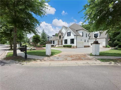 2374 Northern Oak Dr, Braselton, GA 30517