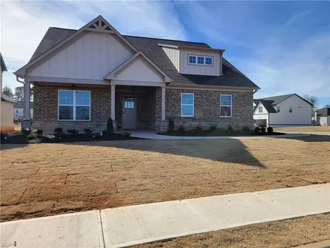 833 Eagles Nest Cv, Auburn, GA 30011